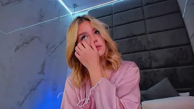 Anna_Robinson on StripChat 