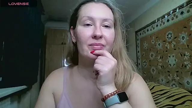 AnnaXLovers on StripChat