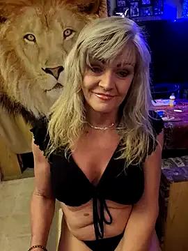 Freechat annika_lately on StripChat