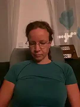 StripChat AnnikaRose is Freechat AnnikaRose — Naked Orgasmus + free Clip