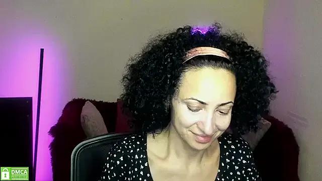 Arianasweety23 on StripChat 