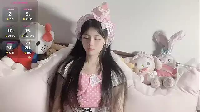 Group Awedenwat on StripChat