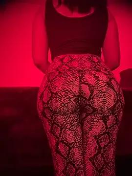 Freechat bhadglitz on StripChat