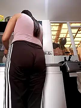 Bonny_Klote on StripChat 