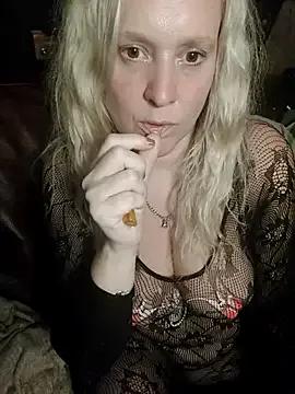 Private Bouncy-Bella28X on StripChat