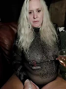 Private Bouncy-Bella28X on StripChat