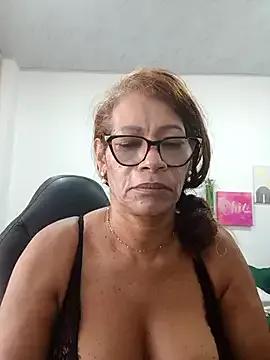 BustyMilf_ on StripChat
