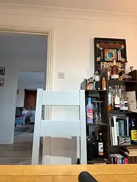 Charleigh_xx on StripChat