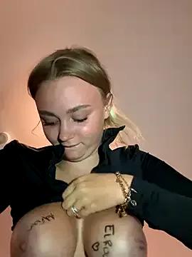 Private CherryEmmy on StripChat