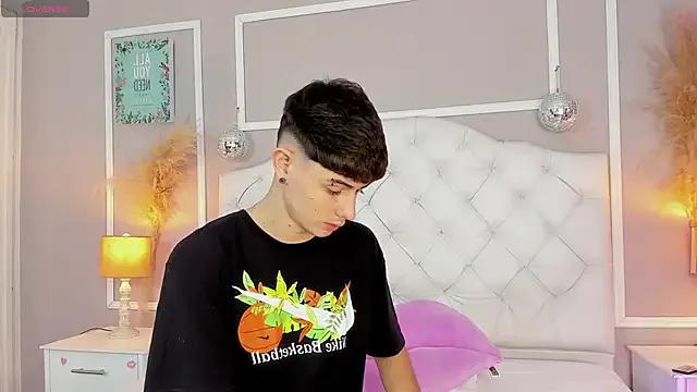 Freechat connor_and_angel on StripChat