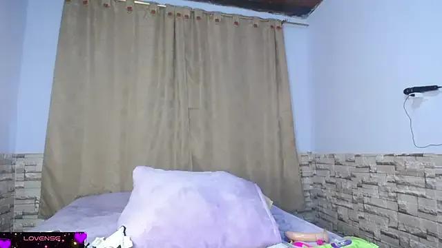 Freechat DaraKat18 on StripChat