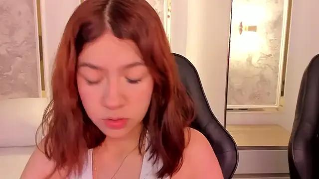 Freechat doll_eyees_ on StripChat