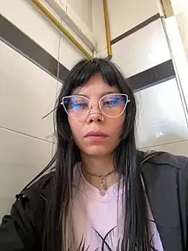 EemaHaruki on StripChat 