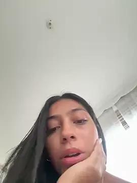 Freechat Ema_azel on StripChat