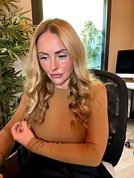 Freechat EmaSalis on StripChat