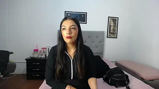 Freechat Esmeraldaa- on StripChat