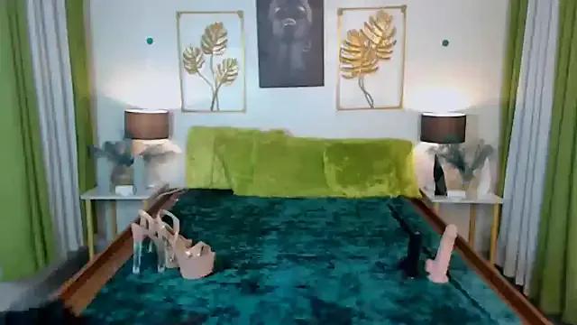 Freechat FlirtyMarga on StripChat