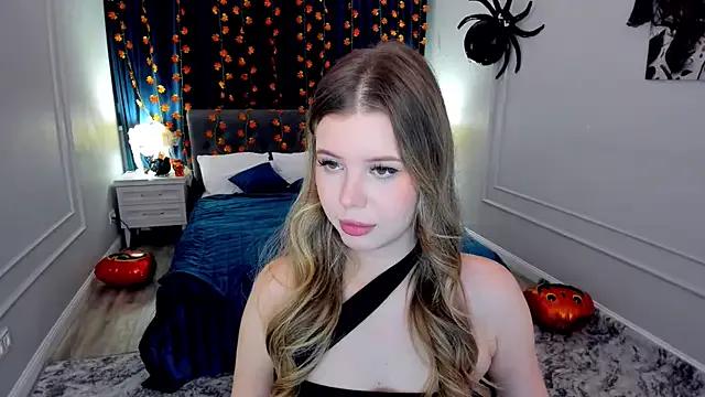 FollowLovee on StripChat