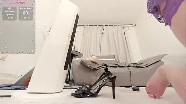 Private fox-yiyi on StripChat