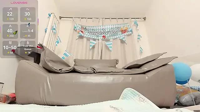 Private fox-yiyi on StripChat