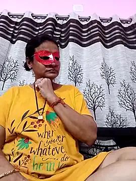 Gullapi on StripChat 