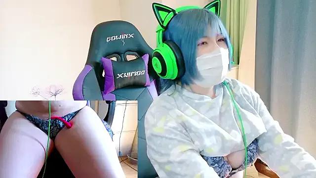 hazuki_8008 on StripChat