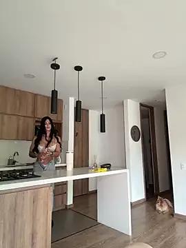 Helenbronwx on StripChat