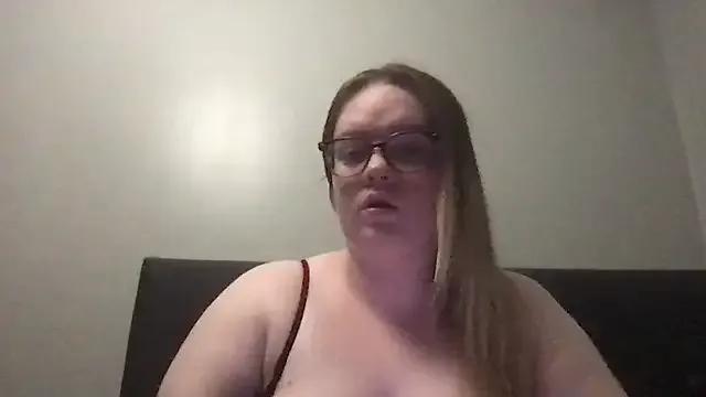 honeyyy24 — flash tits