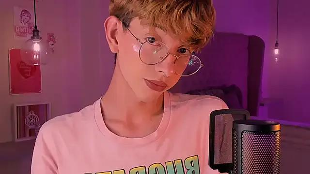 Freechat imDamiano on StripChat