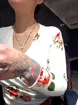 Isabella_Varella — Striptease in the kitchen