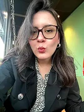 Its_Jade on StripChat