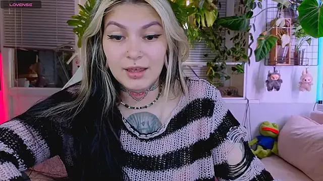 Freechat jelya_sg on StripChat