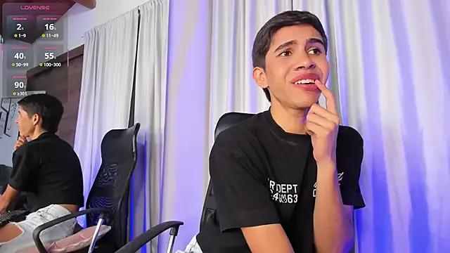 StripChat JoshuaSanzz is Freechat JoshuaSanzz — Deepthroat toy