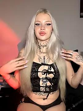 Julamayana on StripChat