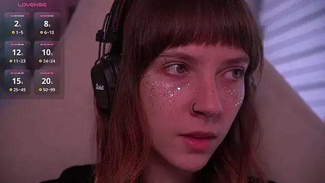 Freechat juliapie on StripChat