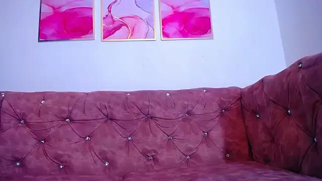 Private JulietaMills on StripChat