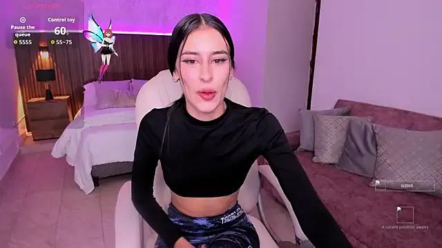 Private karlaa_james on StripChat