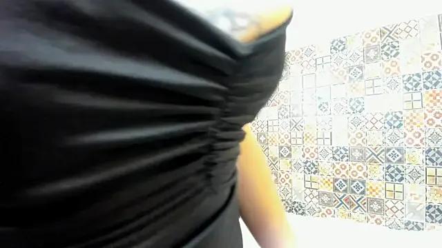 Keyla_ruiz_ — Spank butt  * 10 times, ass red