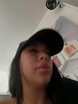 Freechat kiim_taaylor on StripChat