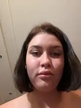 Freechat KikiWatson on StripChat