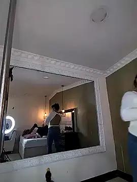 Freechat kimCosseyy on StripChat