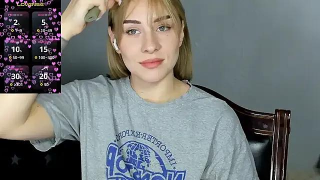 Freechat KindKristy on StripChat