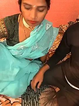 Freechat Kissing_Couple on StripChat