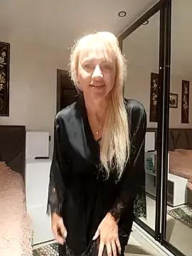 Freechat KissMiSveet on StripChat