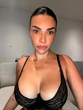 Freechat krissiswrld- on StripChat