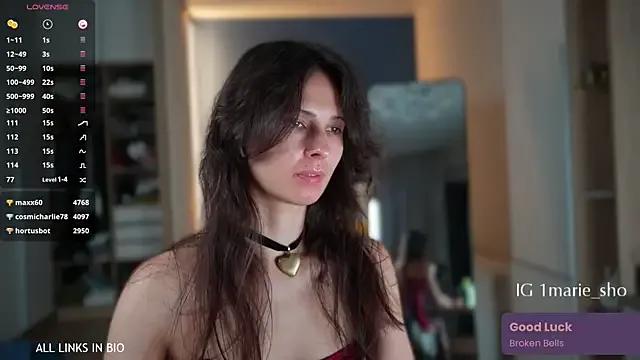 LAUREL_HAZEL on StripChat