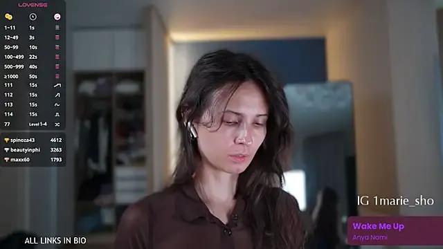 LAUREL_HAZEL on StripChat