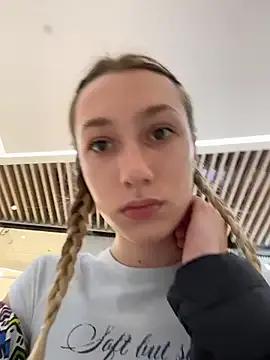 Lia__Love on StripChat