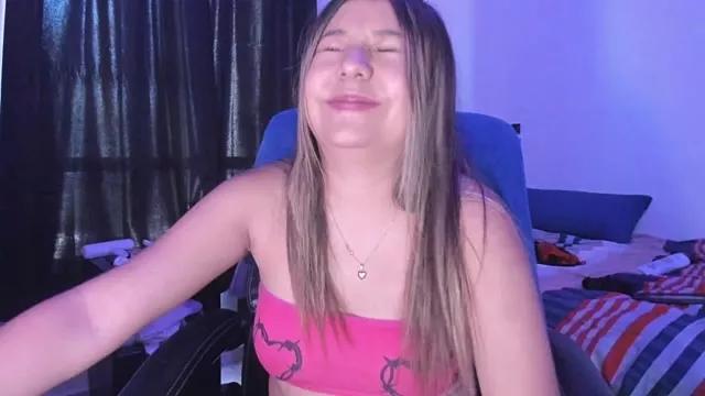 Freechat lil_daisy7 on StripChat