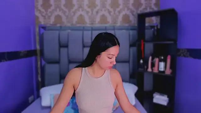 Lila_Pinky on StripChat 